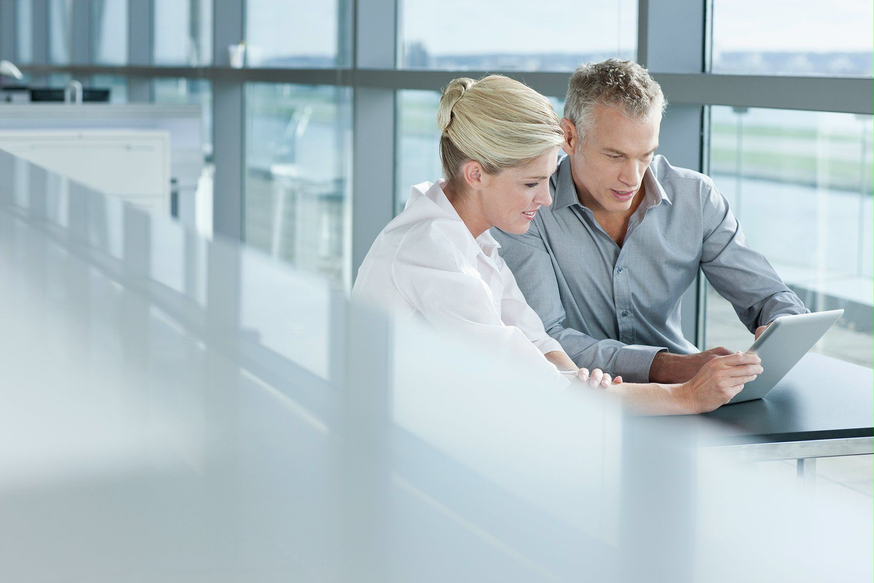 Comparing the New Tokebi with Other Smartphones 47